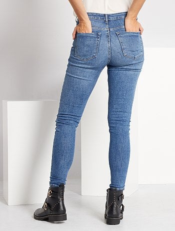 Jean skinny à abrasions taille très haute - Kiabi