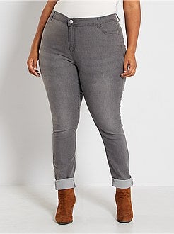 Jean slim 5 poches effet push-up L32 - Kiabi