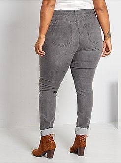 Jean slim 5 poches effet push-up L32 - Kiabi
