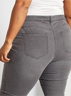 Jean slim 5 poches effet push-up L32 - Kiabi