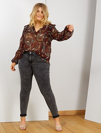 Jean slim 5 poches effet push-up L32