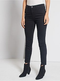 Jean slim longueur US32 - Kiabi