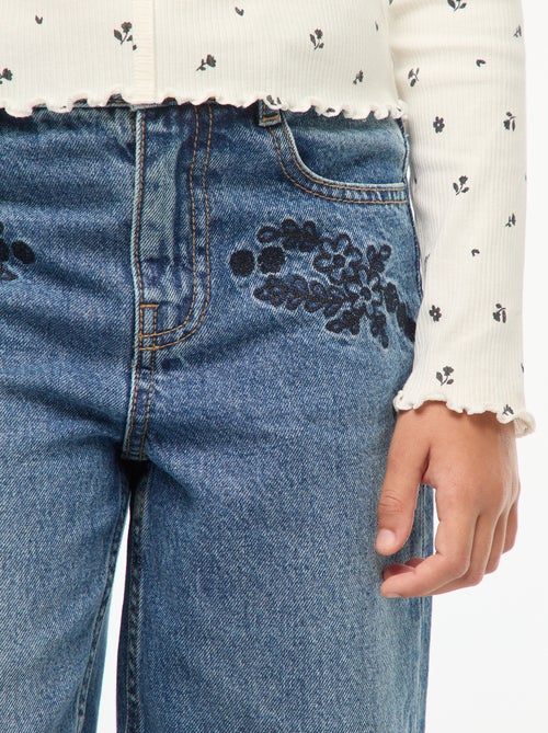 Jean straight avec broderies - Kiabi