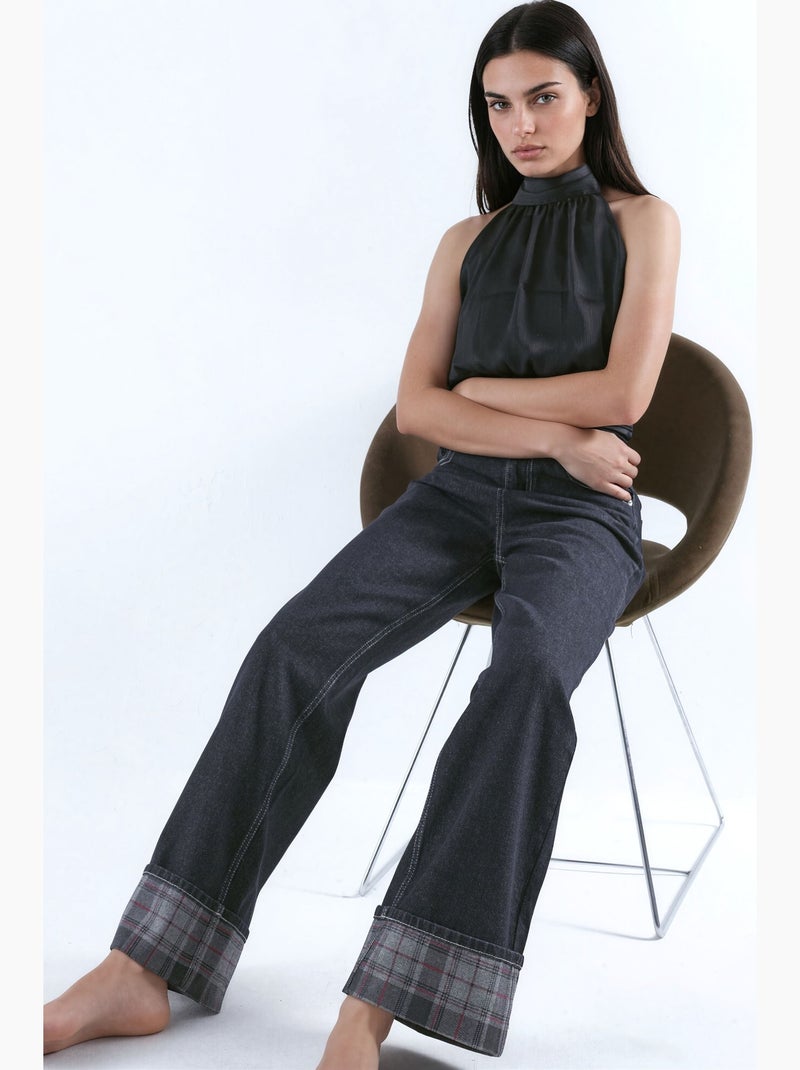 Jean taille haute à jambe large avec détail à carreaux à l’ourlet hiccup Noir - Kiabi
