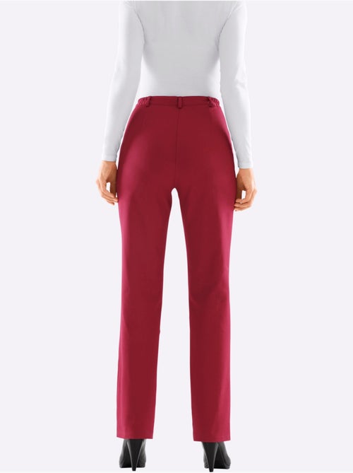 Jean taille haute avec ceinture élastique et deux poches - Taille courte - Moda Vilona - Kiabi Jean taille haute avec ceinture élastique et deux poches - Taille courte - Moda Vilona - Kiabi