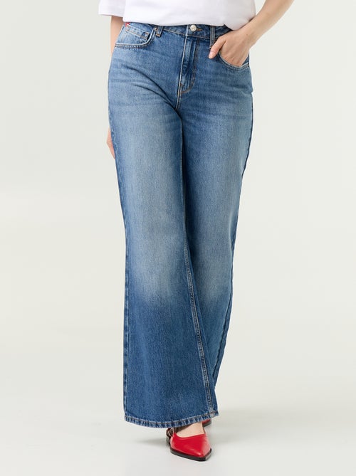 Jean taille haute coupe flare avec broderies 'cœurs' - Kiabi