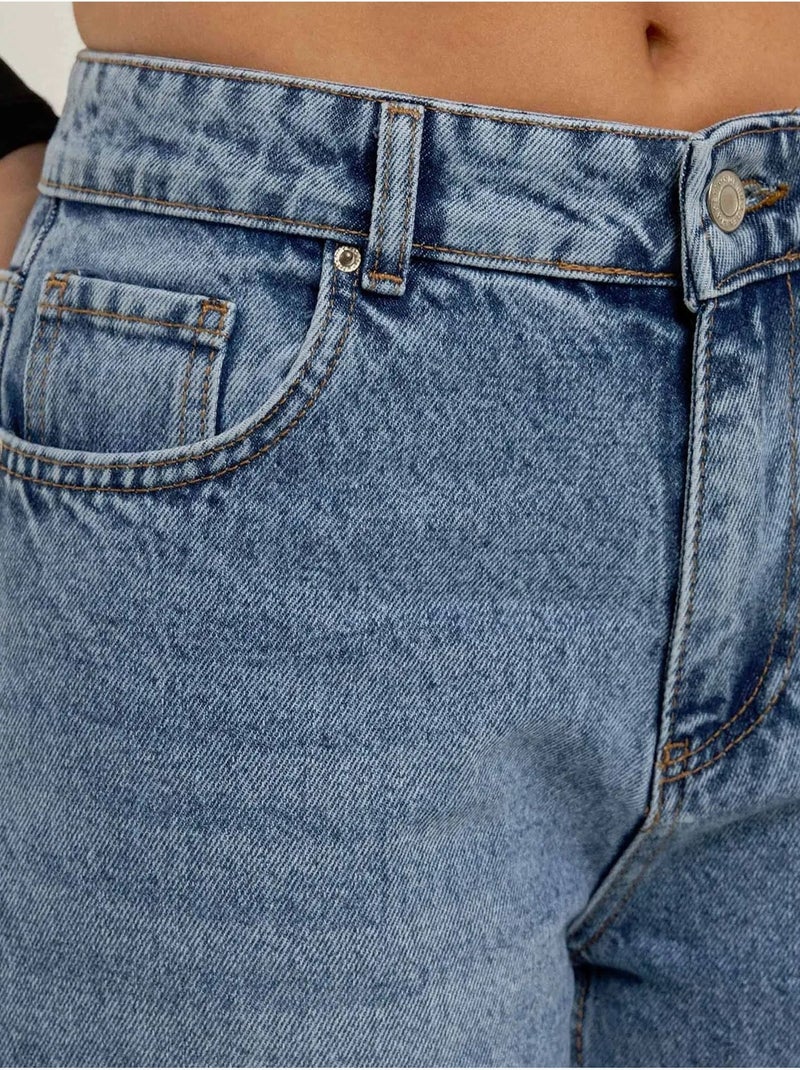 Jean taille moyenne à jambe droite hiccup Bleu - Kiabi