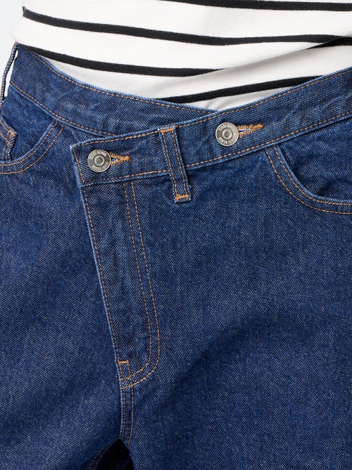 Jean wide avec patte de boutonnage décalée - Kiabi Jean wide avec patte de boutonnage décalée - Kiabi