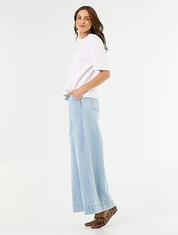 Jean wide leg avec poches découpées