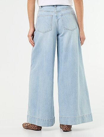 Jean wide leg avec poches découpées