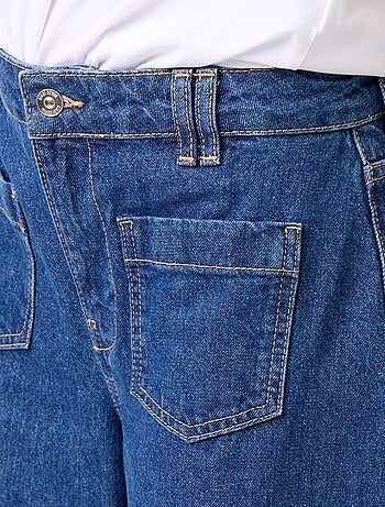Jean wide leg / coupe large avec poches plaquées