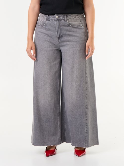 Jean wide leg et bord à cru - Kiabi Jean wide leg et bord à cru - Kiabi