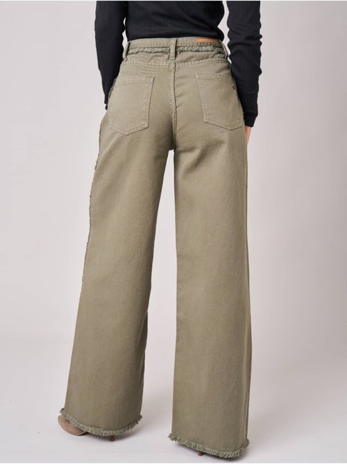 Jean wide leg femme 100% coton 'deeluxe' - Kiabi Jean wide leg femme 100% coton 'deeluxe' - Kiabi