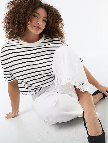 Jean wide leg taille haute avec poches plaquées devant et au dos