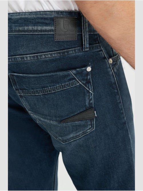 Jeans 800/12 droite 'Le Temps Des Cerises' - Kiabi Jeans 800/12 droite 'Le Temps Des Cerises' - Kiabi