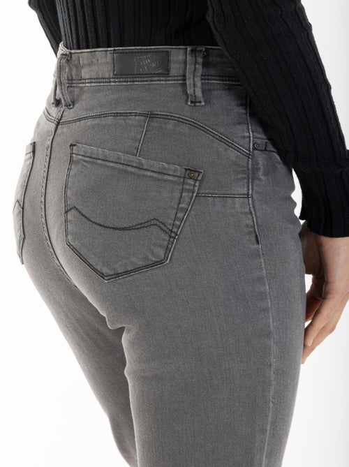 Jeans coupe bootcut push up MARA 'Rica Lewis' - Kiabi