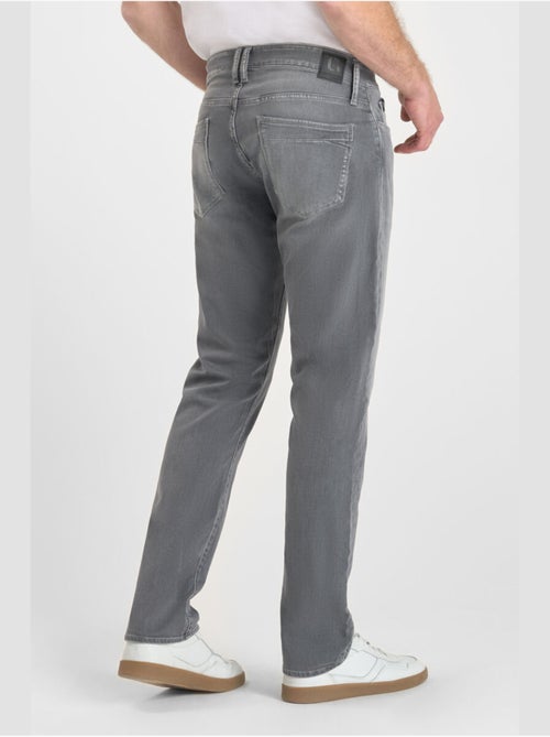 Jeans jogg 800/12 regular droite 'Le Temps Des Cerises' - Kiabi Jeans jogg 800/12 regular droite 'Le Temps Des Cerises' - Kiabi
