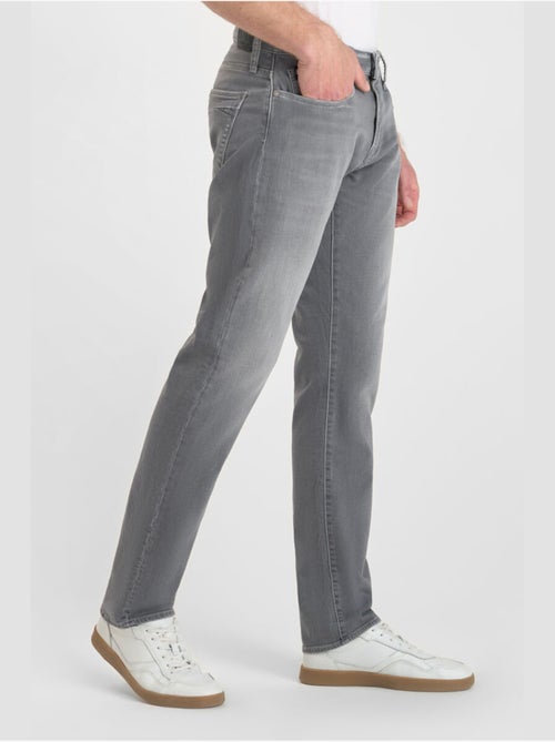 Jeans jogg 800/12 regular droite 'Le Temps Des Cerises' - Kiabi Jeans jogg 800/12 regular droite 'Le Temps Des Cerises' - Kiabi