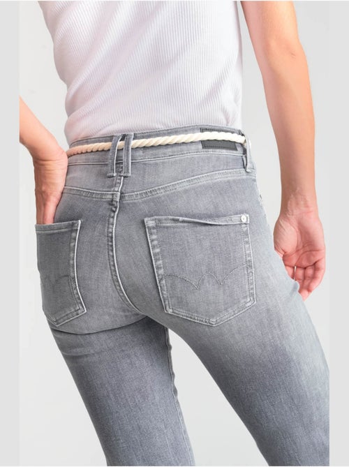 Jeans pricilia droite 7/8ème 'Le Temps Des Cerises' - Kiabi Jeans pricilia droite 7/8ème 'Le Temps Des Cerises' - Kiabi