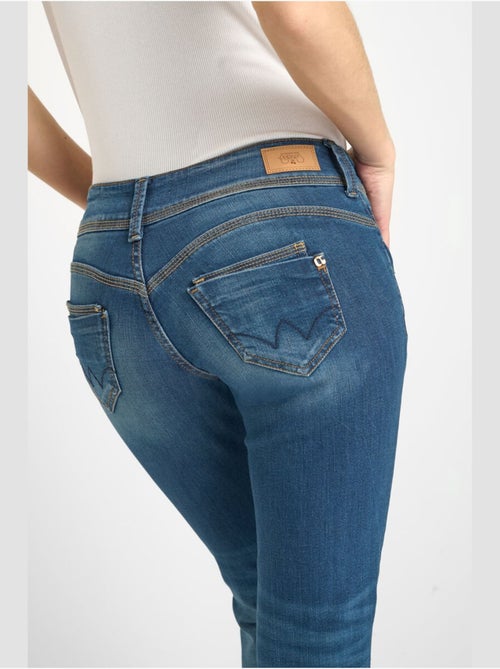 Jeans pulp skinny 7/8ème 'Le Temps Des Cerises' - Kiabi Jeans pulp skinny 7/8ème 'Le Temps Des Cerises' - Kiabi