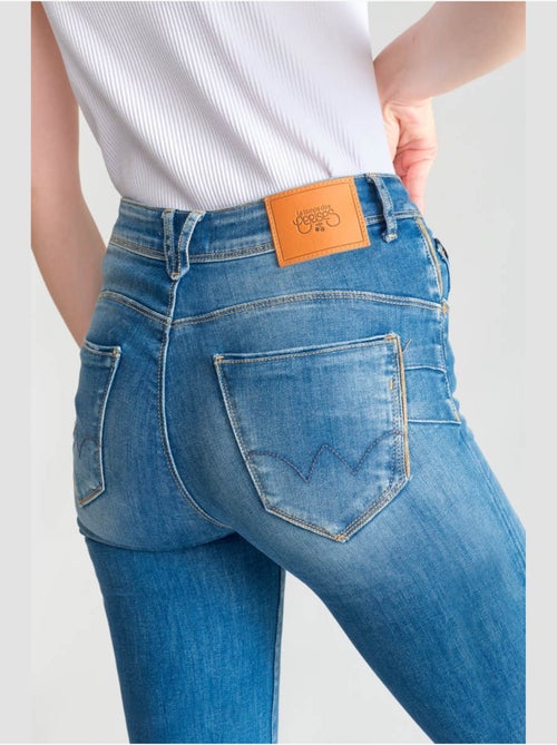Jeans PULP taille haute push-up droite 'Le Temps Des Cerises' - Kiabi Jeans PULP taille haute push-up droite 'Le Temps Des Cerises' - Kiabi