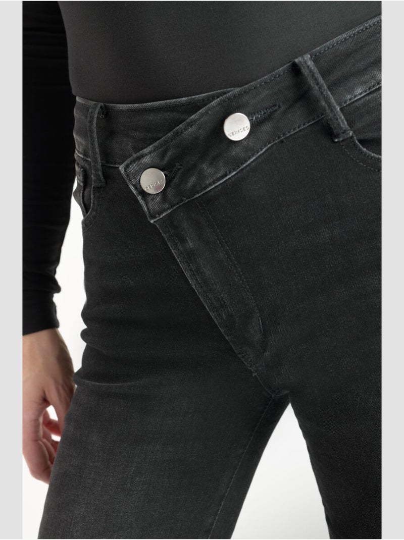 Jeans push-up droite 7/8ème 'Le Temps Des Cerises' Noir - Kiabi