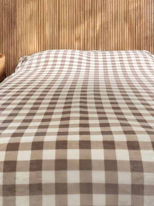 Jeté de canapé et lit motif vichy en polaire - Kiabi