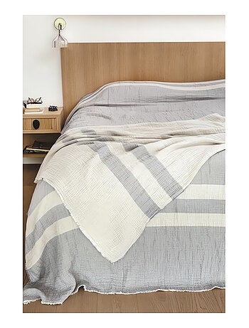 Jeté de lit 230x250 cm en coton gaufré PIENZA naturel et eau de bleu, par Toison d'or