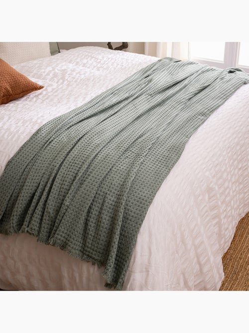 Jeté de lit en coton à franges ou brodé widdy - Kiabi Jeté de lit en coton à franges ou brodé widdy - Kiabi