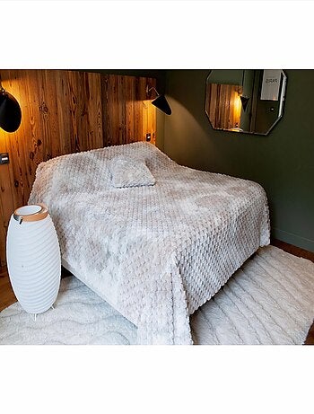 Jeté de lit Imitation Fourrure avec Relief Géométrique