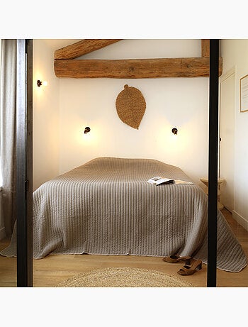 Jeté de lit matelassé en velours côtelé