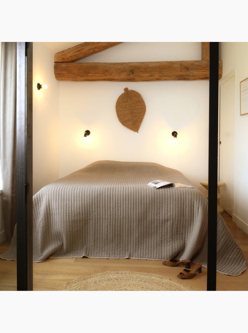 Jeté de lit matelassé en velours côtelé - Kiabi Jeté de lit matelassé en velours côtelé - Kiabi