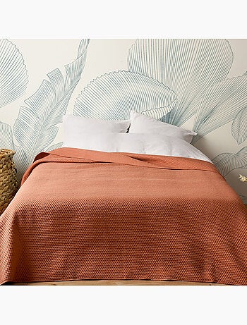 Jeté de lit matelassé léger motif capitonné