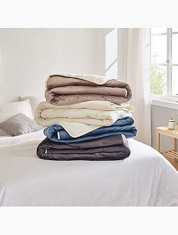 Jeté de lit réversible en velours et microfibre
