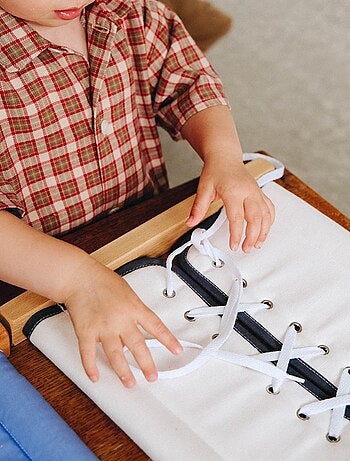 Jeu d'apprentissage Montessori : Lacets Vintage