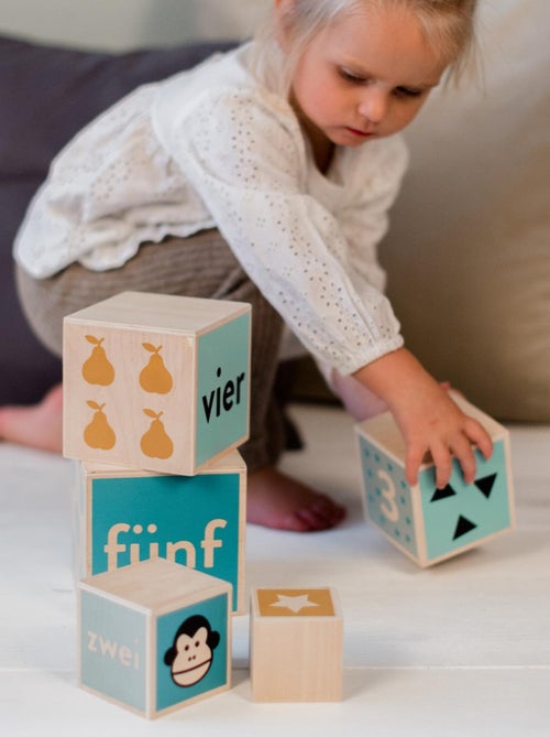 Jeu' de'eveil - Cubes gigognes avec animaux et chiffres - Kiabi