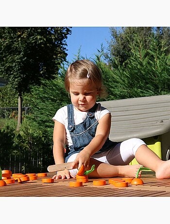 Jeu en bois coupe la carotte