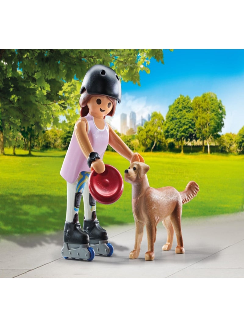 Jeune fille rolleuse avec Retriever et accessoires N/A - Kiabi