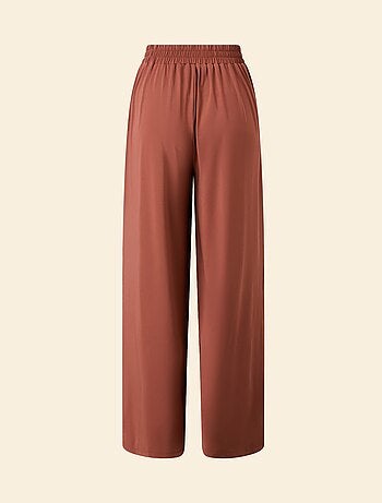 Jogging de sport coupe large - (ekstract)
