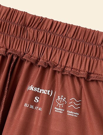 Jogging de sport coupe large - (ekstract)