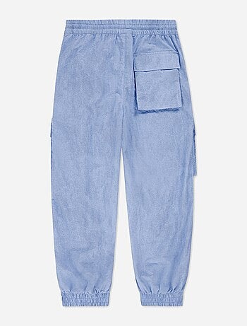 Jogging Jordan cargo