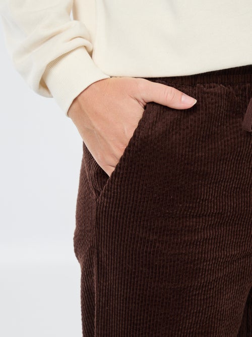 Jogging large en velours côtelé - Kiabi