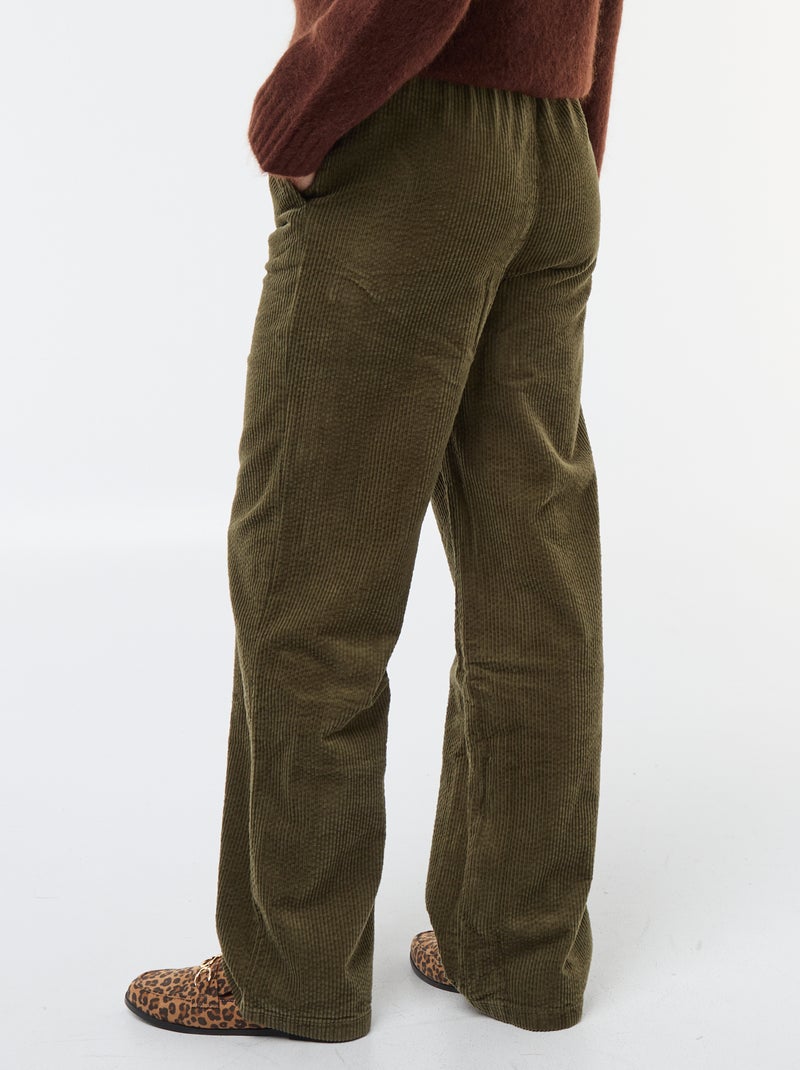 Jogging large en velours côtelé Vert - Kiabi