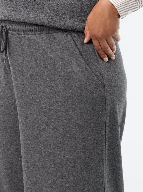 Jogging large uni - Kiabi