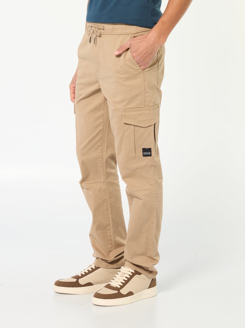 Jogpant avec poches à rabat Beige - Kiabi