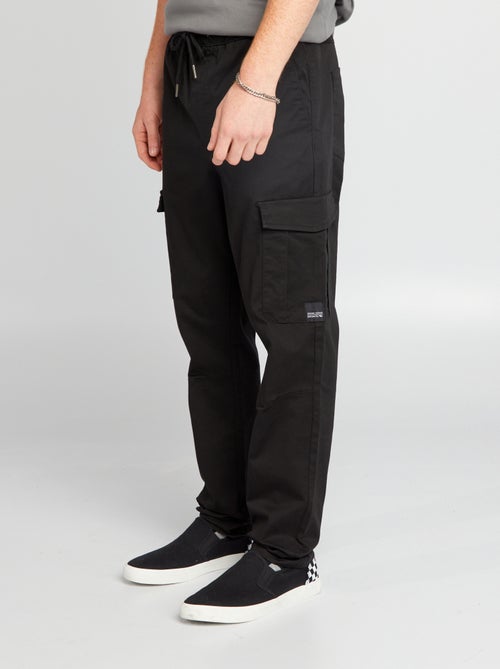 Jogpant avec poches à rabat - Kiabi