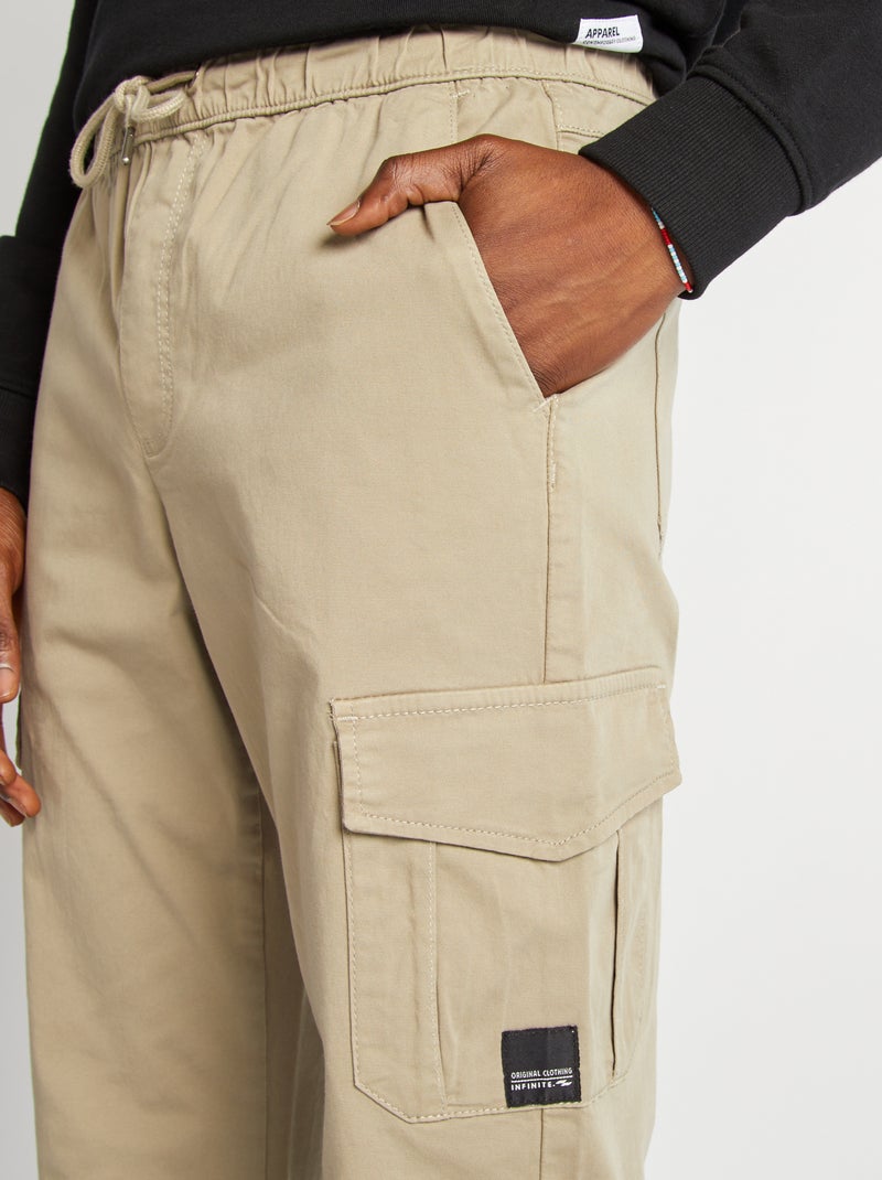 Jogpant avec poches à rabat Vert - Kiabi