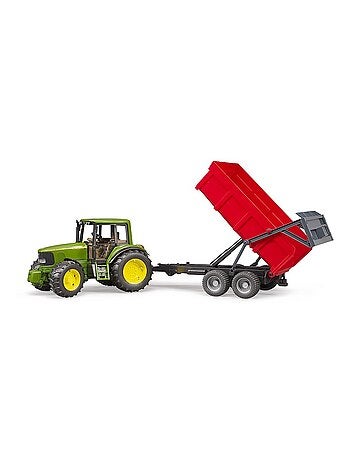 John Deere 6920 avec remorque à benne basculante