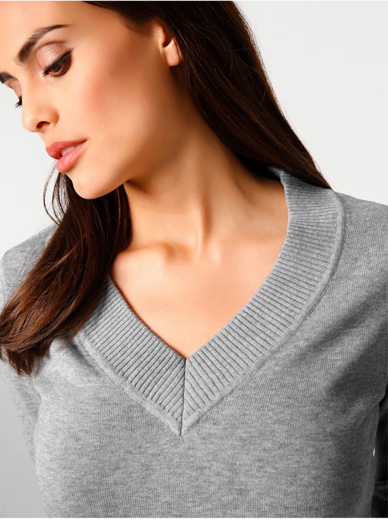 Joli Pull Basique à Encolure En V - Taille Standard - Helline Gris chiné - Kiabi