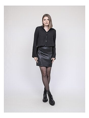 Jupe courte droite en simili cuir XOCHI